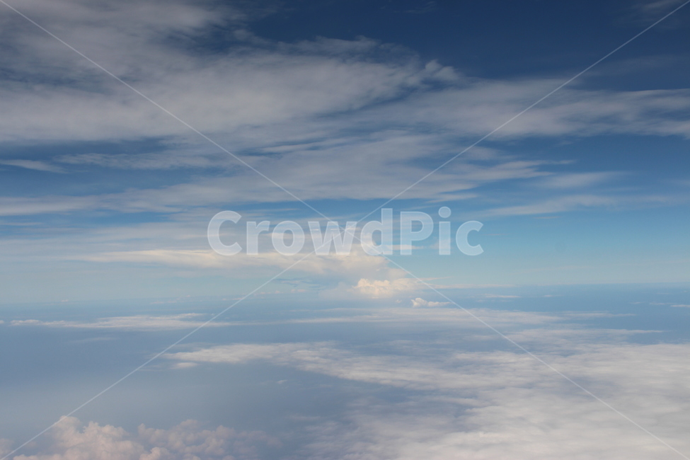 구름,하늘,뭉게구름,하얀구름,파란하늘,비행기뷰,햇살,대기권,cloud,sky,cumulus,whitesky,bluesky,airplaneview,sunshine,atmosphere