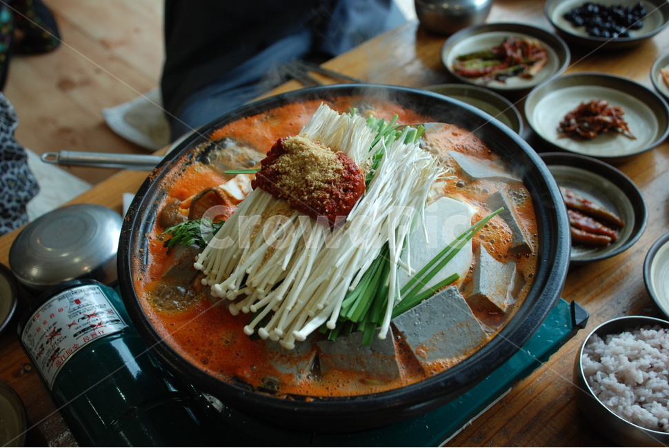 두부전골,흑두부,한식,두부,전골,음식,식재료,요리,food,cook,meal,dishes,food reserves,한식,한국음식,한국요리,korean food,korean dishes,korean meal,korean cook