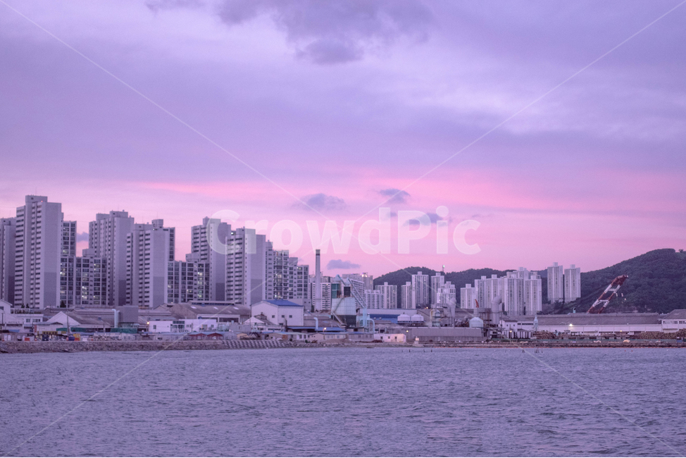 building,건물,town,urban,도시,어반,city,시티,highrise,고층건물,metropolis,중심지,아파트,ocean,오션,바다,강,lake,호수,river,물,water,해질녘,sunset,노을,선셋,하늘,sky,구름,cloud,도시,풍경,city,landscape,한국도시풍경,한국도시경관,korea cityscape,high rise,고층 건물