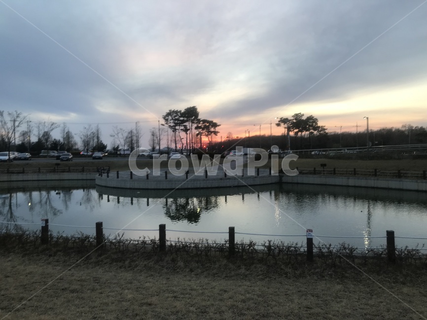 하늘,노을,석양,공원,이색적