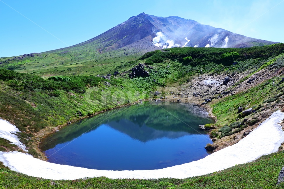 일본,비에이,북해도,화산,연못,반영,연무,nature,자연,outdoors,옥외,mountain,산,mountainrange,산맥,경치,경관,풍경,자연,풍경,nature,landscape