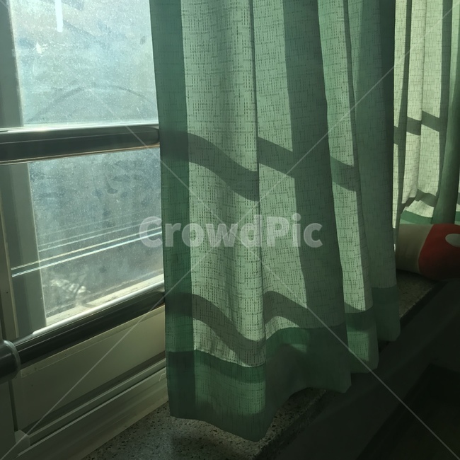 학교,미세먼지,날씨,창문,창가,커튼,커텐,먼지,탁함,흐림