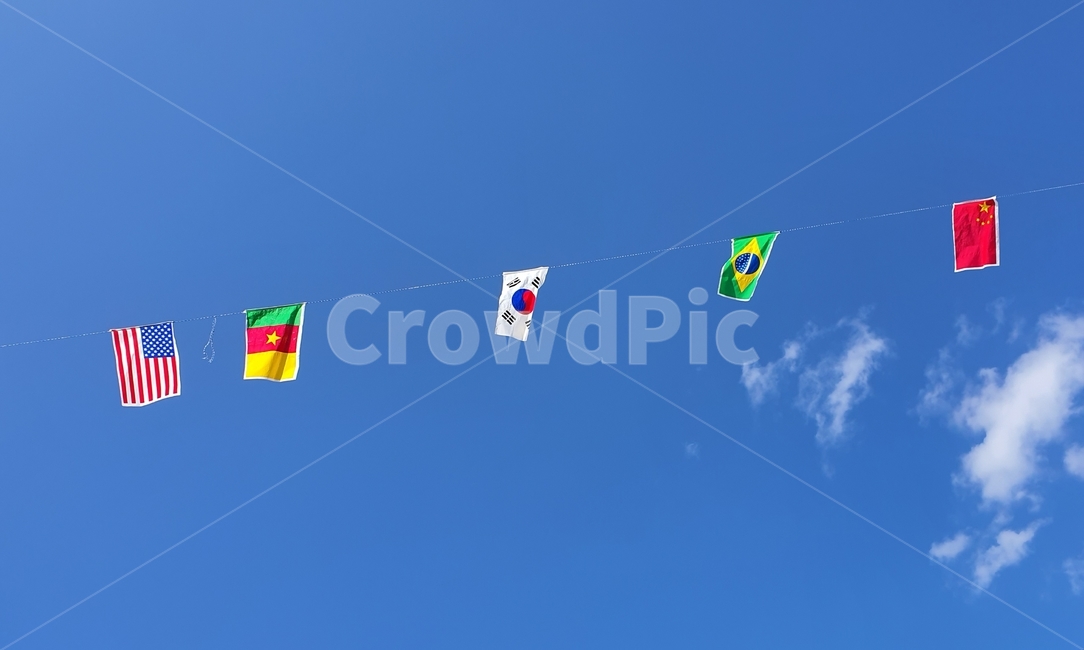만국기,국기,파란하늘,가을,하늘,파란,푸른,청명한,맑은,깨끗한,가을하늘,세계,풍경,배경,하늘색,창공,바람,나부끼는,운동회,축제,축제,행사,festival,carnival,event