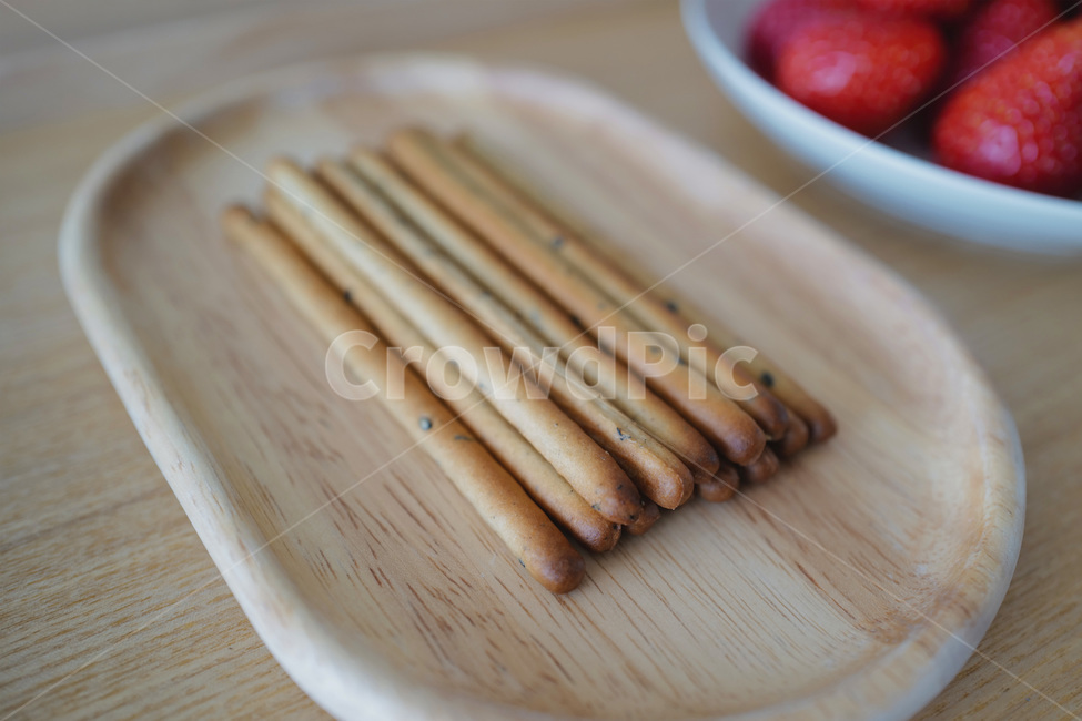 과자,디저트,참깨스틱,간식,나무접시,나무쟁반,음식,dessert,후식