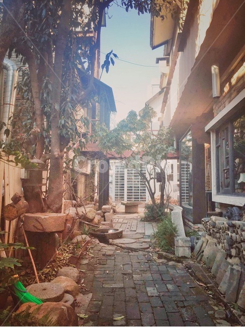 골목,감성,풍경,배경,하늘,골목길,alley,flagstone,판석,walkway,보도,path,통로