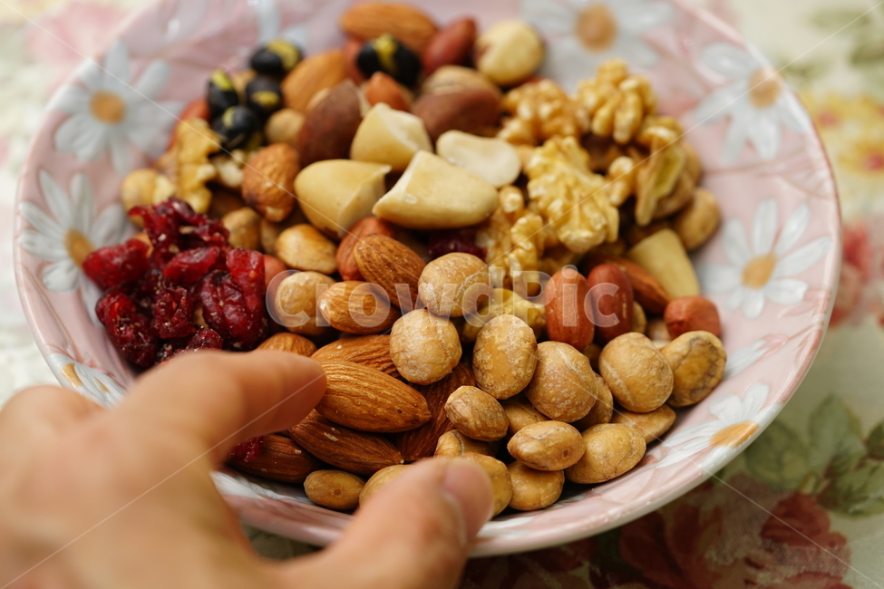 견과류,사차인치,안주거리,안주,먹거리,건강식품,건강,열매,음식,간식,간식거리,맥주안주,주전부리,건강,헬스웨어,헬스케어,healthware,health care,음식,식재료,요리,food,cook,meal,dishes,food reserves,콩류,견과류,beans,pulse,nuts,dry fruits