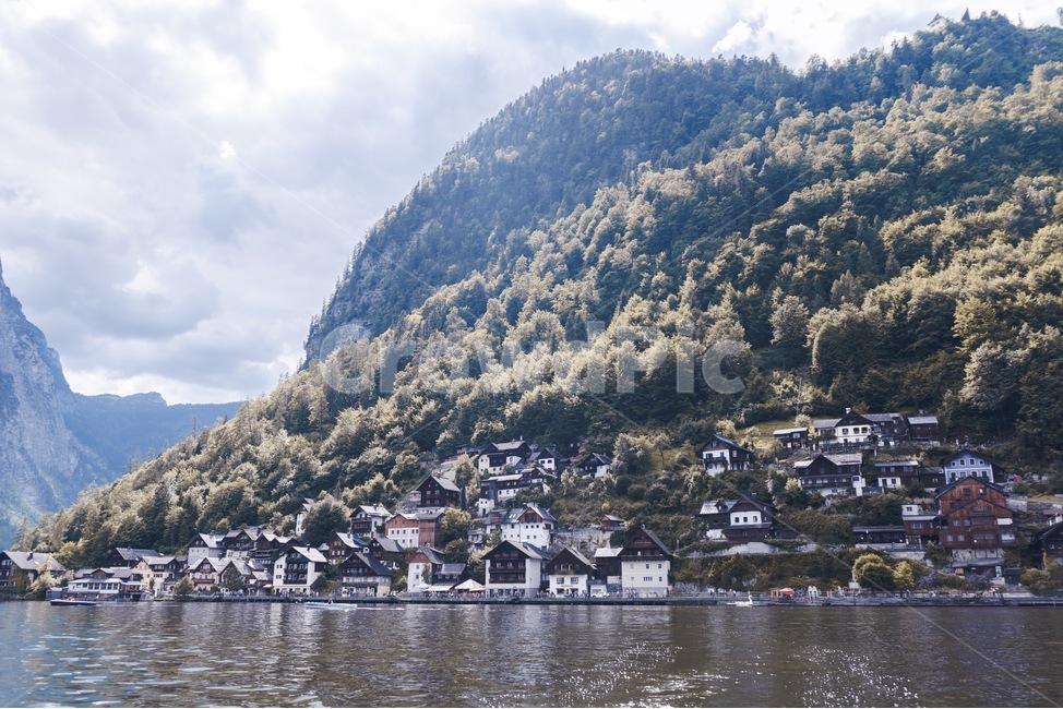 오스트리아,할슈타트,잘츠부르크,동유럽,유럽,잘츠부르크근교,호숙가,hallstatt,잘츠커머구트,할슈타트호수마을,호수마을,감성,austria,europe,도시,풍경,city,landscape,해외,외국,세계,foreign,oversea,world,세계도시풍경,해외도시풍경,외국도시풍경,world cityscape,water,물,nature,자연,outdoors,옥외,경치,scenery