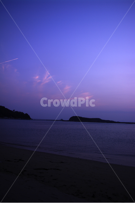 노을,sunset,일몰,파도,섬,바다,풍경,해안,하늘,구름,모래사장,자연,풍경,nature,landscape,land,땅,outdoors,옥외,ocean,대양,sea,water,물,shoreline,해안선,coast,연안