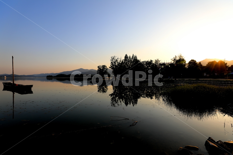 풍경,자연,호수,나무,식물,강,그림자,shadow,자연,풍경,nature,landscape,한국자연풍경,한국자연경관,korea nature landscape,outdoors,옥외,land,땅,water,물
