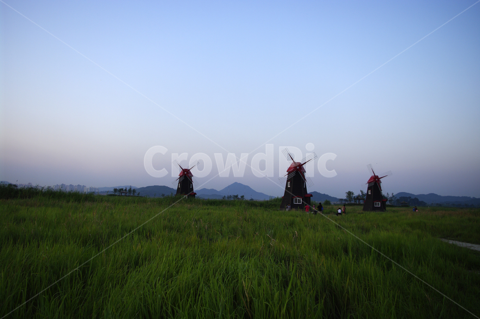 노을,하늘,풍경,풀,풍차,자연,풍경,nature,landscape,plant,식물,grass,잔디,outdoors,옥외,grassland,목초지,field,들