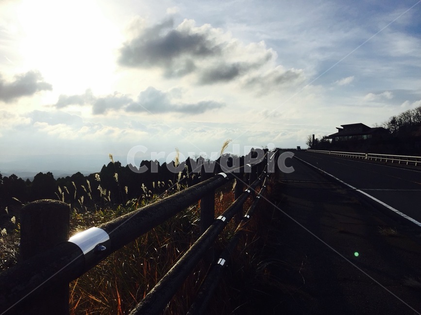 handrail,banister,railing,난간,풍경,하늘,드라이브,도로,drive,sky,road