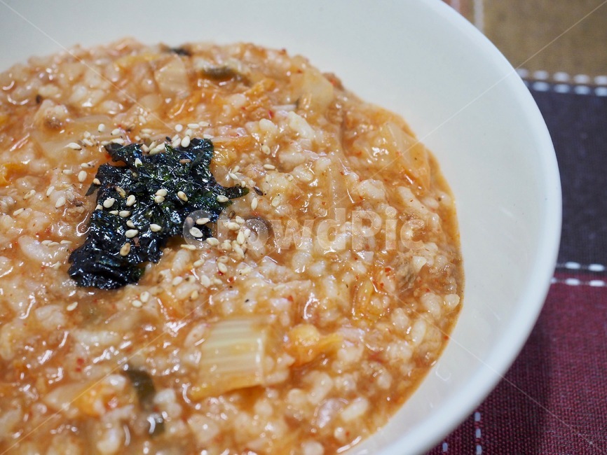 김치죽,죽,김가루,한국음식,식품,한식,한국문화,한국,배경,음식문화,웰빙,문화,아시아,아시아음식,접시,전통,음식,요리,음식,식재료,요리,food,cook,meal,dishes,food reserves,한식,한국음식,한국요리,korean food,korean dishes,korean meal,korean cook