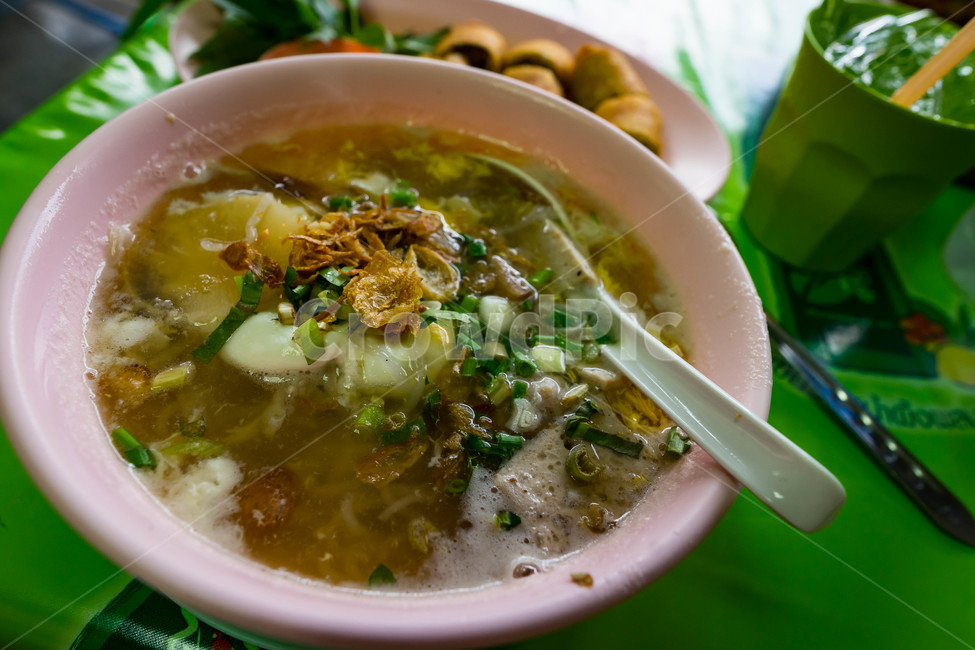 방콕,끈적국수,bangkok,카오산로드,khaosanroad,태국,thailand,쿤댕,쌀국수,음식,식재료,요리,food,cook,meal,dishes,food reserves,면류,면요리,noodles