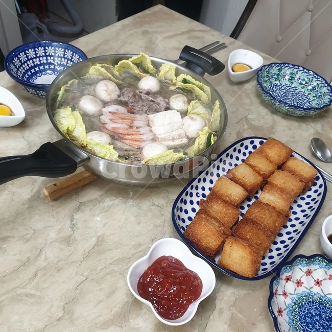 일식,중식,요리,음식,밀푀유나베,멘보샤,집밥