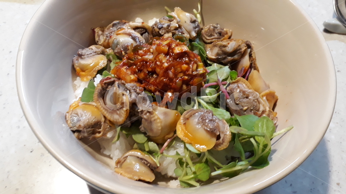 꼬막,비빕밥,bibimbap,korean,food,한국음식,seafood,해산물,음식,한식,cockle,clam,조개,rice,dish,bowl,요리,cuisine,음식,식재료,요리,food,cook,meal,dishes,food reserves,한식,한국음식,한국요리,korean food,korean dishes,korean meal,korean cook