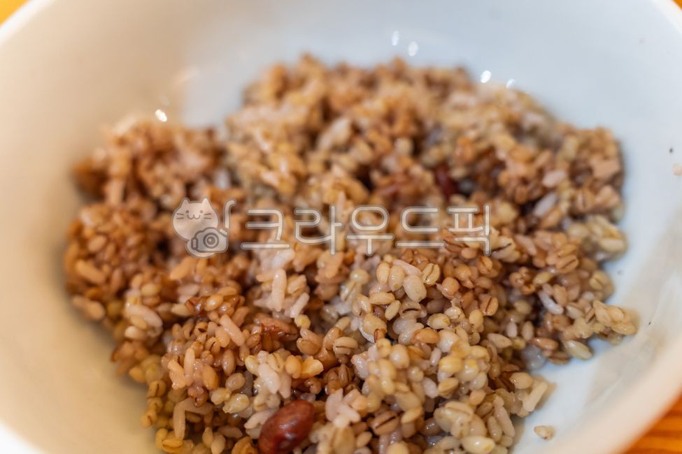 Hospitality,white dishes,tableware,Korean cuisine,restaurant,Korean,traditional korean food,barley rice,rice,bowl,food,cold bowl,meal,food bowl,Korean food,cooking,Korean restaurant