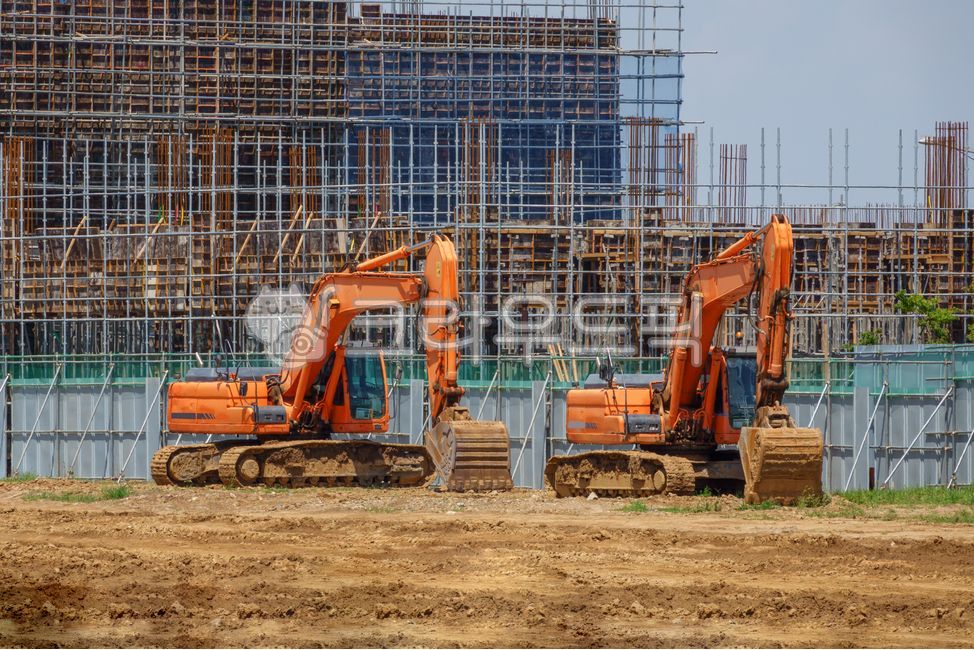 erection,Earth,Excavators,excavator,framing,rebar,earth,construction,construct,heavy equipment