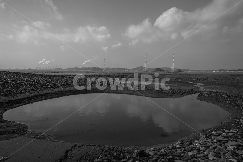 바다,하늘,풍경,웅덩이,반영,구름,썰물,자연,풍경,nature,landscape,흑백,모노톤,monochrome,black and white