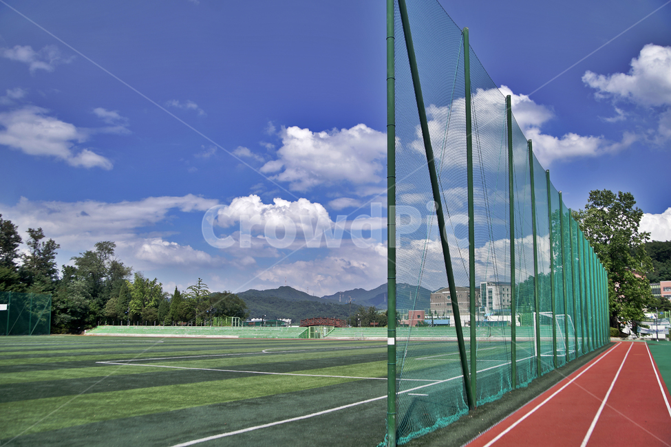 내손체육공원,의왕시,인조잔듸,축구장,푸른하늘,흰구름,트랙,울타리,스포츠,레저,운동,sports,leisure,exercise