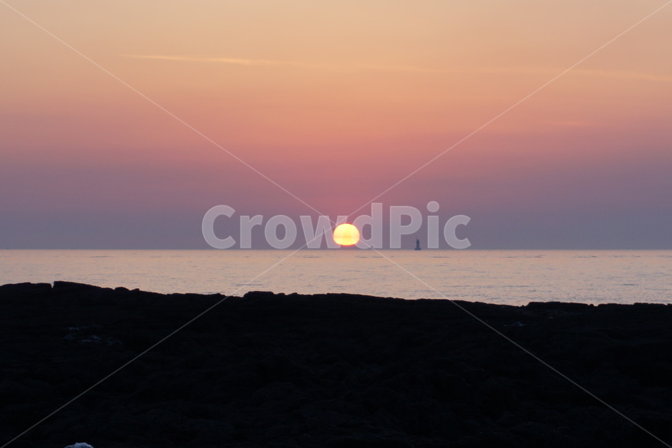 nature,자연,sunset,일몰,sunlight,햇빛,sky,하늘,redsky,붉은하늘,dusk,황혼,outdoors,옥외,바다,석양,sea,태양,sun