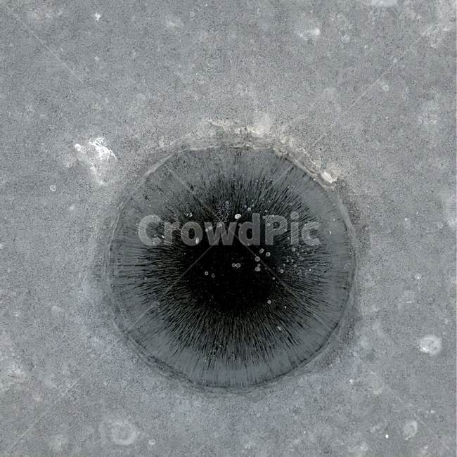 hole,lake,frozen,ice,drill,구멍,얼음,아이스스케이트,겨울,계절,winter,season