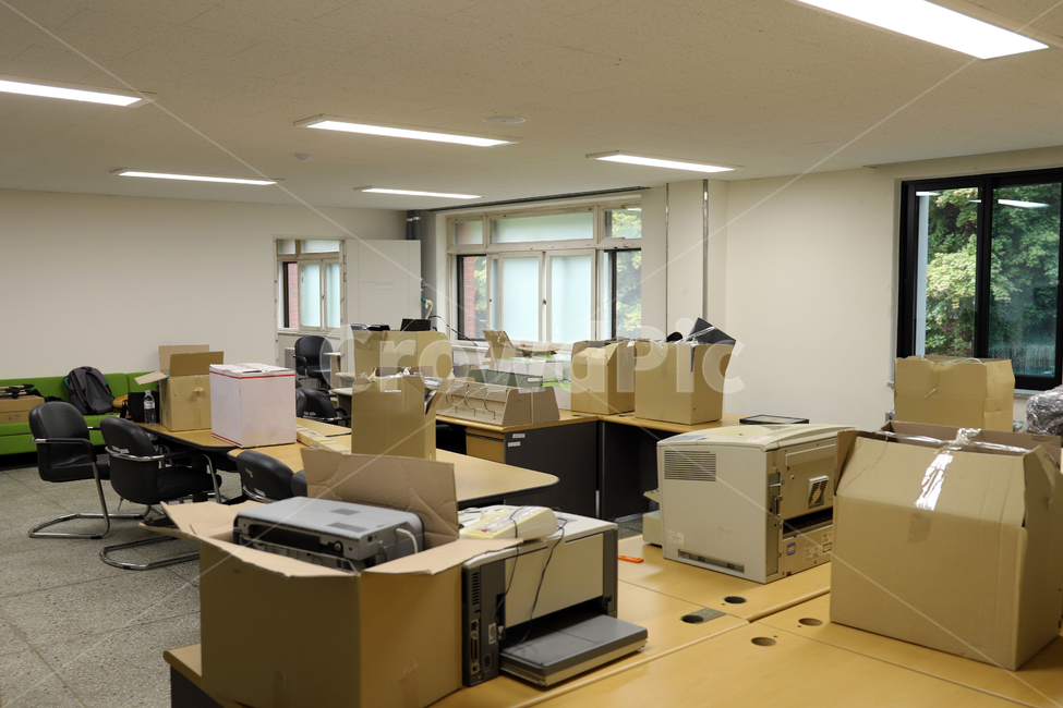 furniture,가구,table,표,desk,책상,사무실,이사,이삿짐,박스,boxing,unboxing,박싱,청소