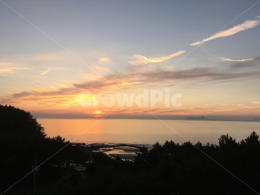 nature,자연,outdoors,dawn,옥외,새벽,sunset,일몰,redsky,붉은하늘,sky,하늘,dusk,황혼,노을,석양,구름,풍경