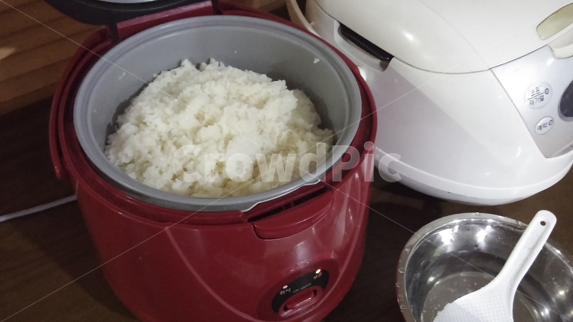 밥,rice,밥솥,ricemaker,쌀밥,주걱,밥주걱,spoon,cutlery,food,음식,기구,요리도구,cooker