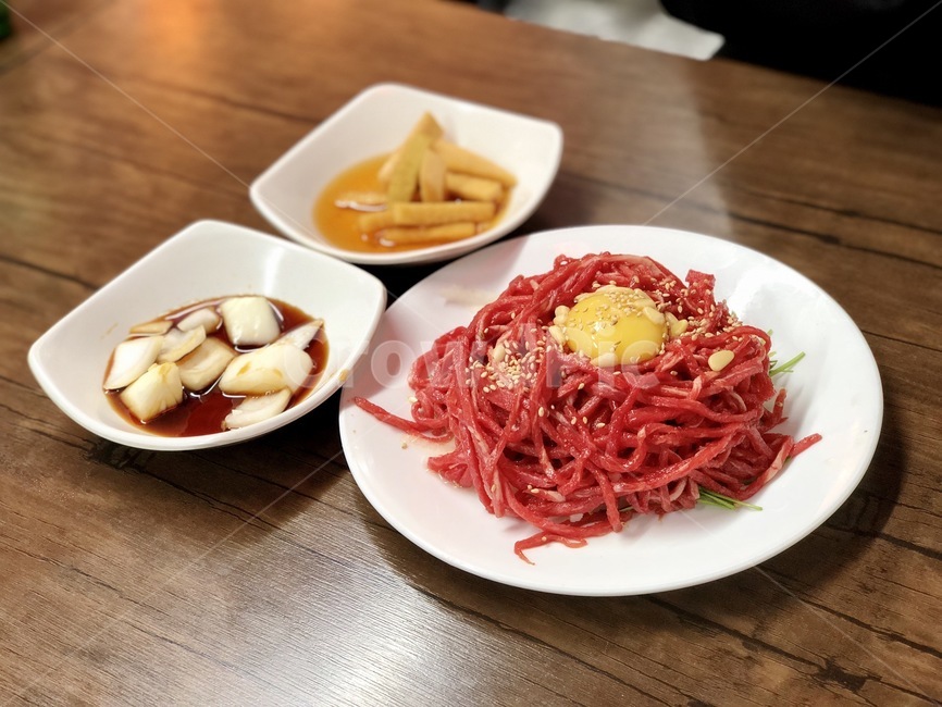 육회,한국음식,음식,소고기,한국,음식,식재료,요리,food,cook,meal,dishes,food reserves