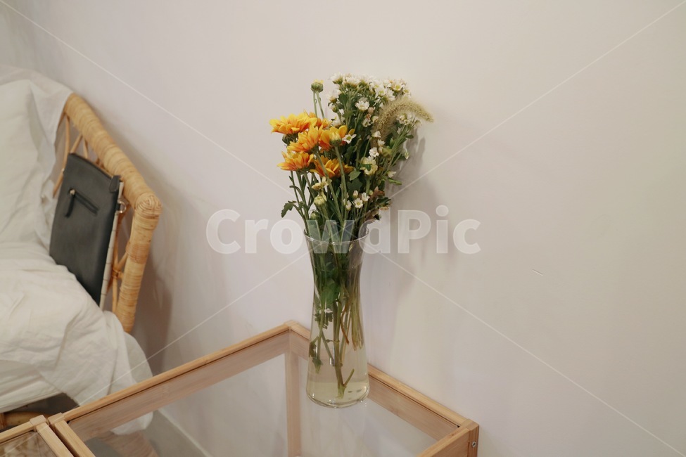 카페,분위기,인테리어,꽃,화병,플라워,색감,감성,식물,자연,plants,nature,꽃,flower,실내용화초,화분,화초,house plant,인테리어,실내디자인,interior design