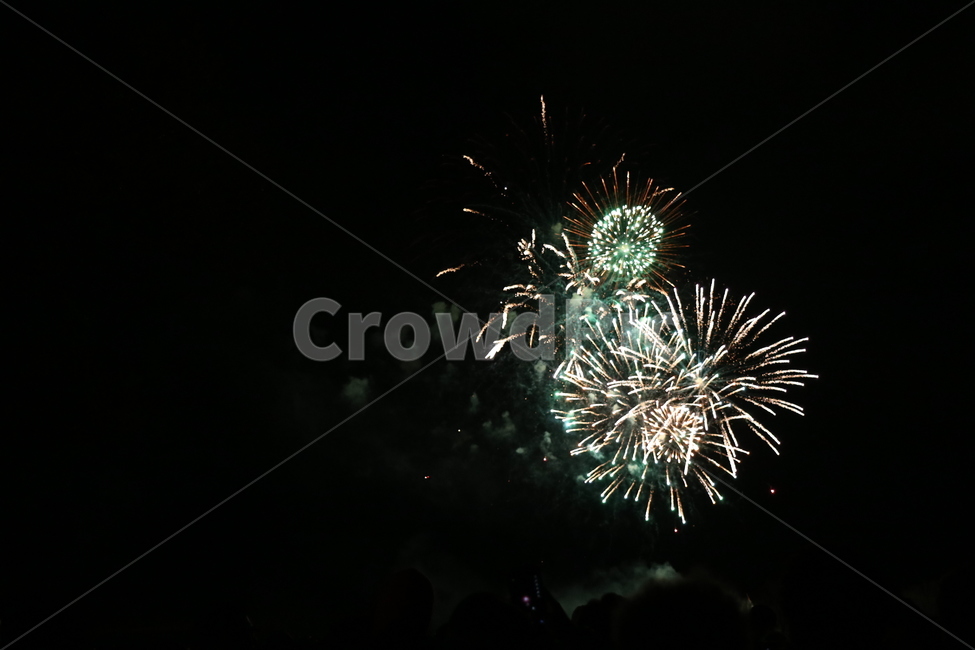 폭죽,축하,파티,빛,밤하늘,하늘,밤,party,celebration,congratulation,celebrate,congratulate,자연,긍정,기쁨,환희,firework