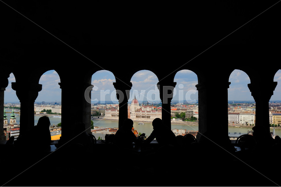 헝가리,부다페스트,도나우강,풍경,동유럽,도시,풍경,city,landscape,해외,외국,세계,foreign,oversea,world,세계도시풍경,해외도시풍경,외국도시풍경,world cityscape,인물실루엣,사람실루엣,character silhouette,human silhouette,architecture,건축물,building,건물,person,사람,human,인간