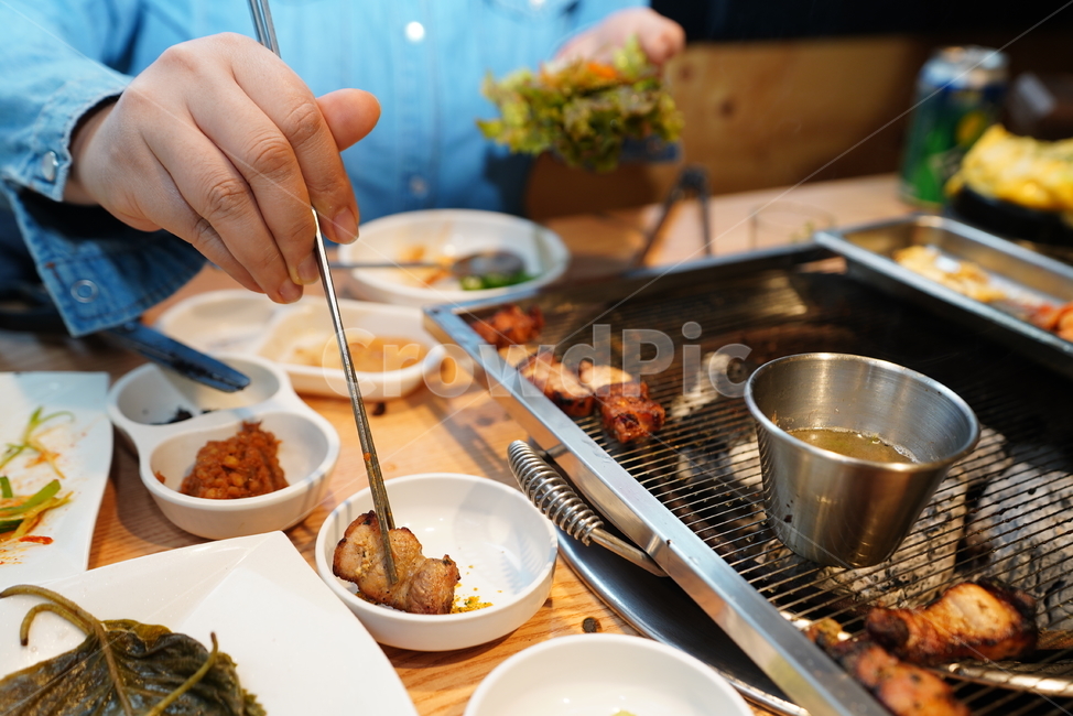 고기,구이,식사,음식,한식,육식,육류,먹거리,술안주,먹방