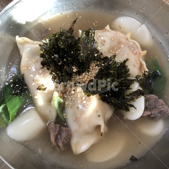 떡,떡국,설날,새해,떡만두국,음식,식재료,요리,food,cook,meal,dishes,food reserves,한식,한국음식,한국요리,korean food,korean dishes,korean meal,korean cook