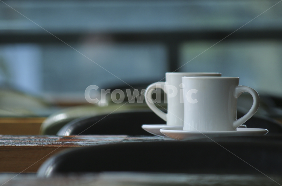 saucer,받침접시,pottery,도기류,coffeecup,커피컵,cup,컵,mug,머그,커피,카페,coffee,cafe