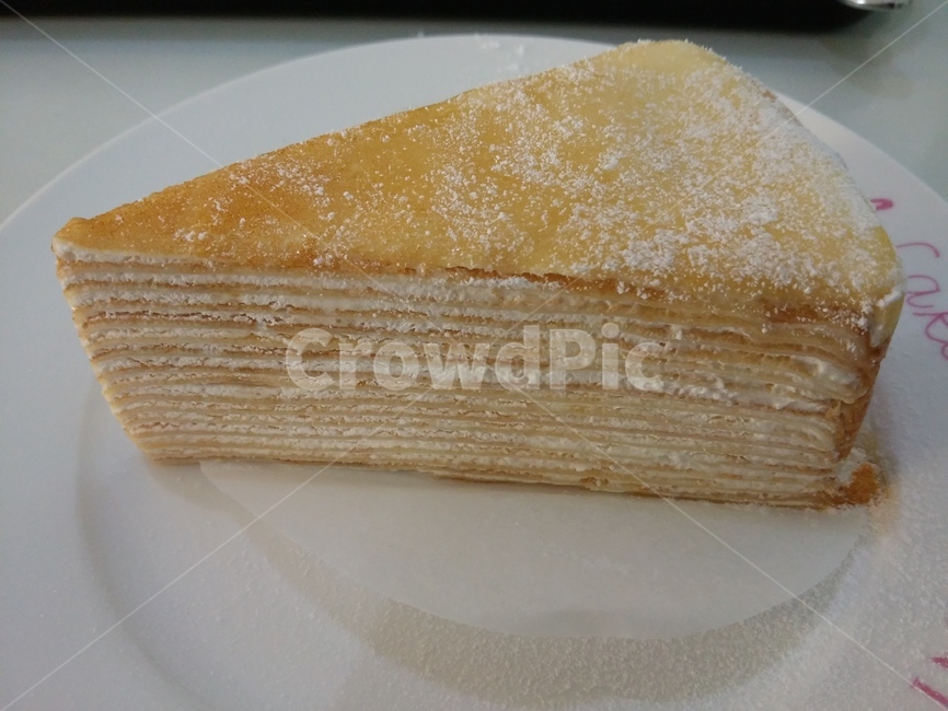 케이크,크레이프,빵,크레이프케이크,디저트,음식,식재료,요리,food,cook,meal,dishes,food reserves,빵,bread,디저트,간식,후식,dessert,snack