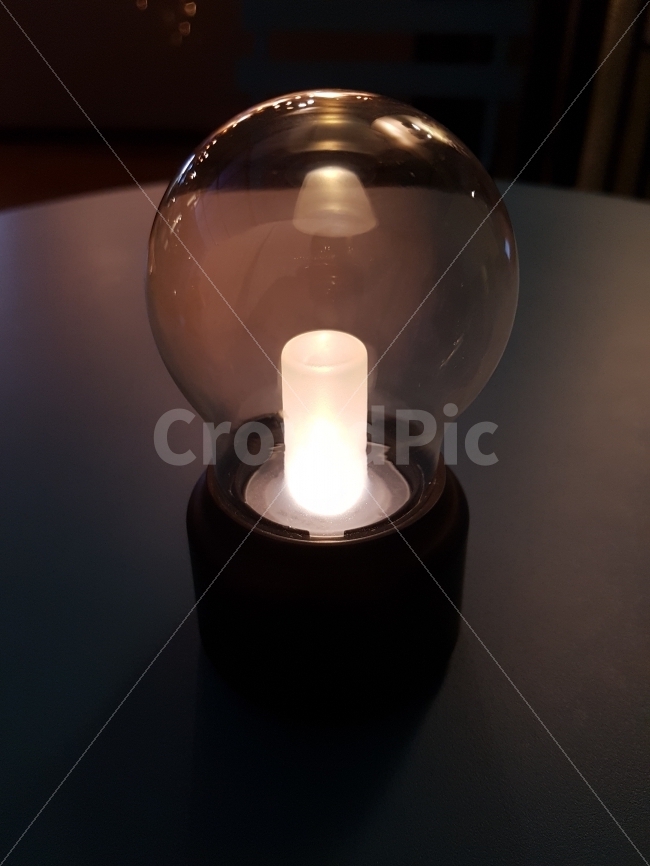 전구,전등,백열전구,인테리어,소품,무드등,인테리어,실내디자인,interior design,사물,물건,오브젝트,thing,object,matter