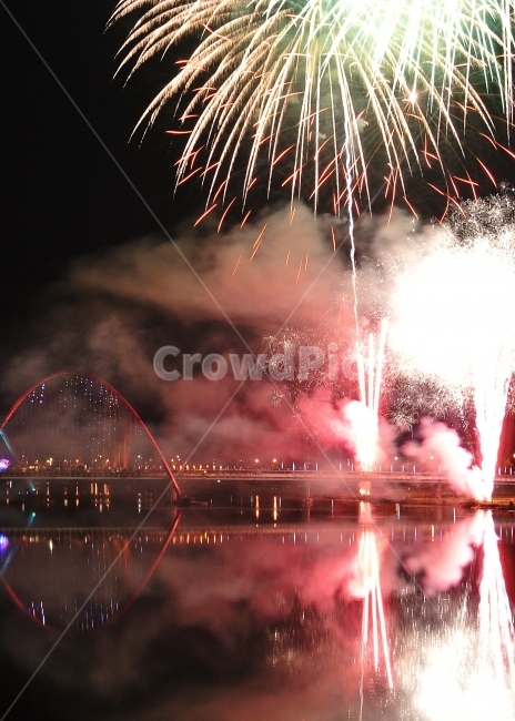 야경,엑스포다리,불꽃놀이,대전,불꽃,야경,밤,풍경,nightscape,night,landscape,도시,city,한국도시풍경,한국도시경관,korea cityscape,랜드마크,landmark,tourist attraction,한국랜드마크,한국관광지,한국명소,korea landmark,korea tourist attraction,축제,행사,festival,carnival,event,nature,자연,outdoors,옥외