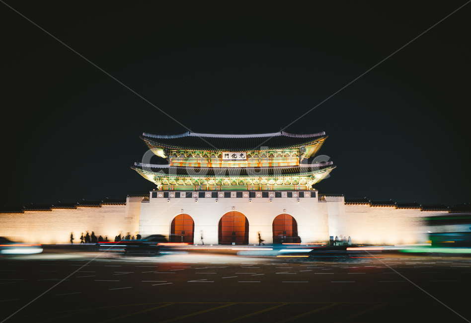 한국,광화문,전통건물,야경,성문,서울야경,도로,문화제,건축,건축물,건물,야경,밤,풍경,nightscape,night,landscape,한국전통,한국문화,korean traditional,korean culture,랜드마크,landmark,tourist attraction,한국랜드마크,한국관광지,한국명소,korea landmark,korea tourist attraction