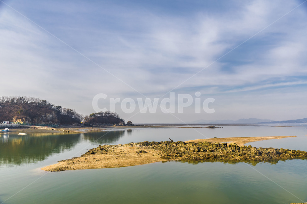 하늘,구름,바다,수평선,섬,모래톱,풍경,자연,포구,자연,풍경,nature,landscape,한국자연풍경,한국자연경관,korea nature landscape,land,땅,outdoors,옥외,shoreline,해안선,water,물,sea,ocean,대양,coast,연안