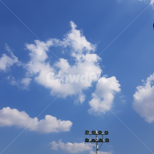 구름,맑음,하늘,sky,푸른하늘,cloud,자연,풍경,nature,landscape,outdoors,옥외,weather,날씨,azure sky,푸른 하늘,cumulus,적운