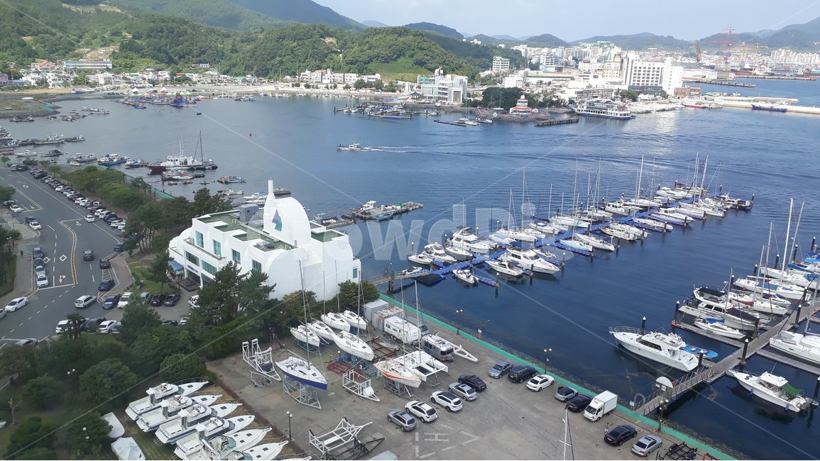 요트,yacht,바다,sea,휴가,vacation,summer,여름,한국,korea,파랑,blue,섬,island,야외,outdoor,교통,교통수단,traffic,transportation