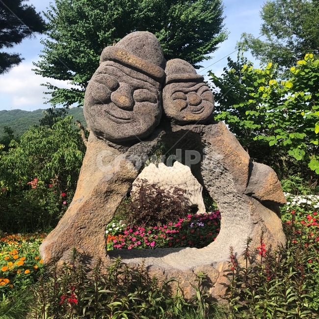 plant,식물,부부,사랑,행복,제주도,jeju,jeju island,조각상,동상,석상,조형물,statue,bronze statue,stone statue
