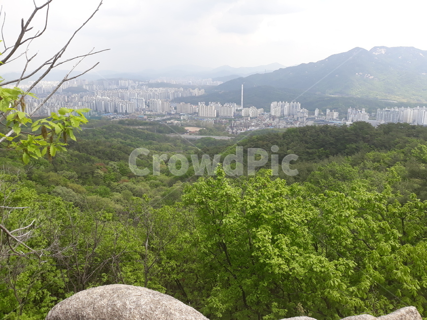 산,바위,도심,정상,미세먼지,자연,풍경,nature,landscape,outdoors,옥외,scenery,경치