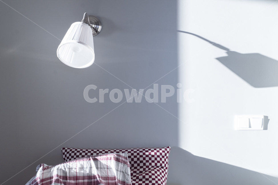 침대,침실,조명,bed,light,빛,아침,햇살,morning,sun,그림자,인테리어,실내디자인,interior design