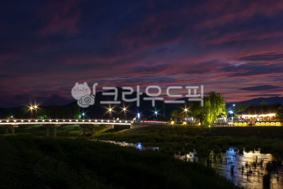 night view,flare,nature,scenery,Gyeongju,Woljeong Bridge,outdoors,light,sunset,glow