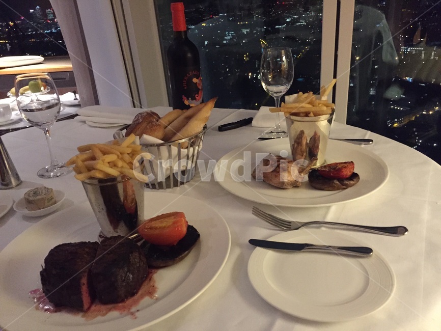 호텔,룸서비스,야경,나이트뷰,나이트,호텔뷰,룸,호텔서비스,데이트,황홀한,음식,식재료,요리,food,cook,meal,dishes,food reserves,양식,서양음식,서양요리,western food,western dishes,western meal,western cook