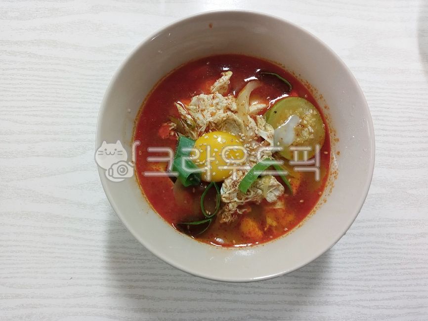 순두부찌개,순두부,찌개,달걀노른자,애호박,집밥,요리,음식,koreanfood,food,cooking,한식,homecooking
