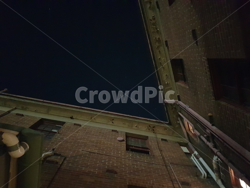 brick,벽돌,밤하늘,night,brickwall,nightsky,건축물,건물외관,exterior,building,structure,architecture,construction