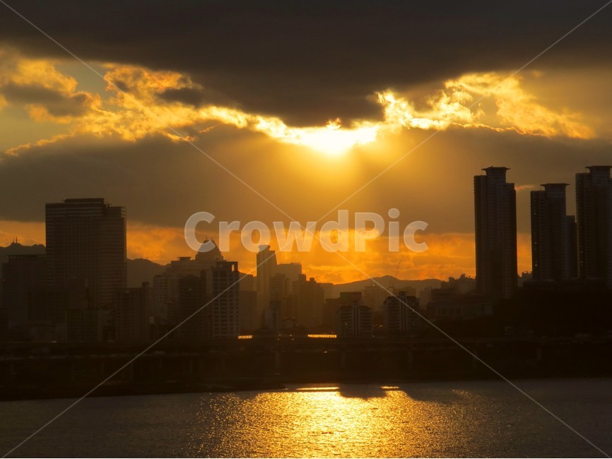 노을,태양,해질녘,하늘,풍경,구름,도시,풍경,city,landscape,한국도시풍경,한국도시경관,korea cityscape,flare,플레어,light,빛,sunlight,햇빛